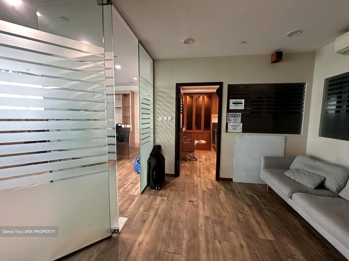 8B @ Admiralty (D27), Factory #470131711